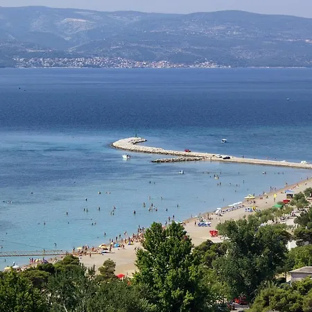 With A Parking Space - 16185 Apartment Omis